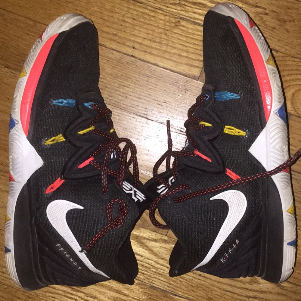 Kyrie 5 friends